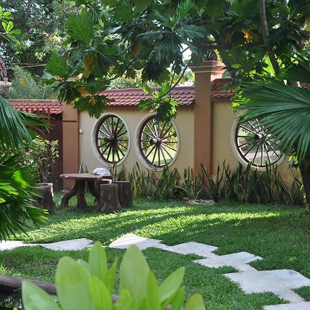 Palm House Boutique Resort Kep Exterior photo