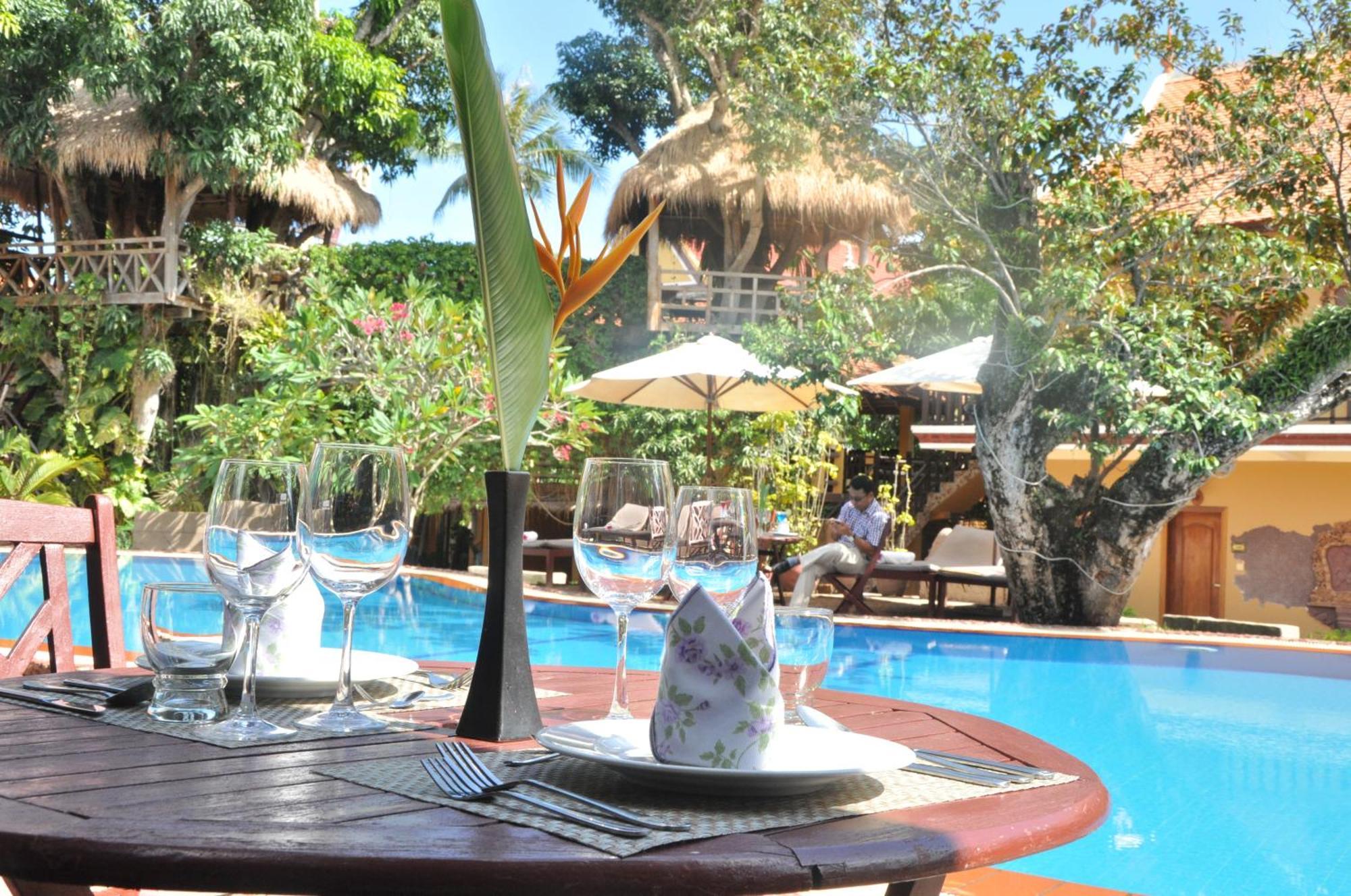 Palm House Boutique Resort Kep Exterior photo